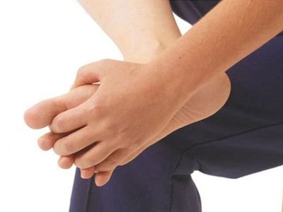 признаки заболевания суставов стопы
