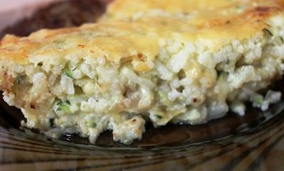 Запеканка рисовая с курицей и кабачком